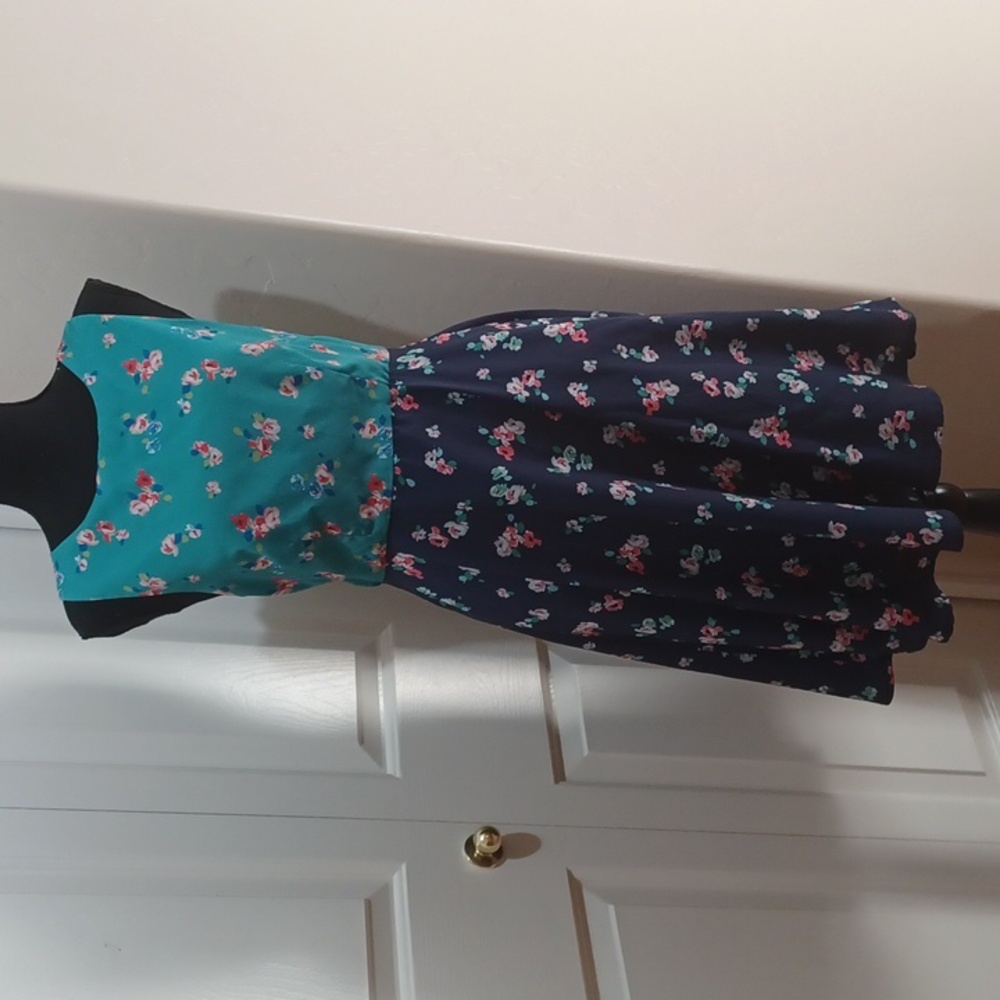 Marie Claire Lervour Dress